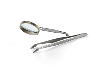 
            Pincette d'échardes Hunter avec loupe
    